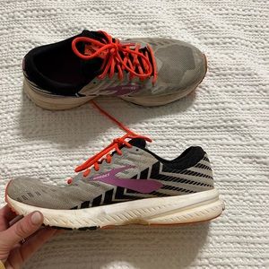 Brooks Launch 6 Tennis Shoes